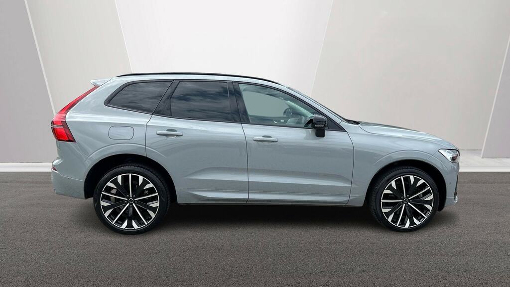 Volvo XC60 2.0 B5p Ultra Dark Awd Geartronic RJ25ZZO Grey #3