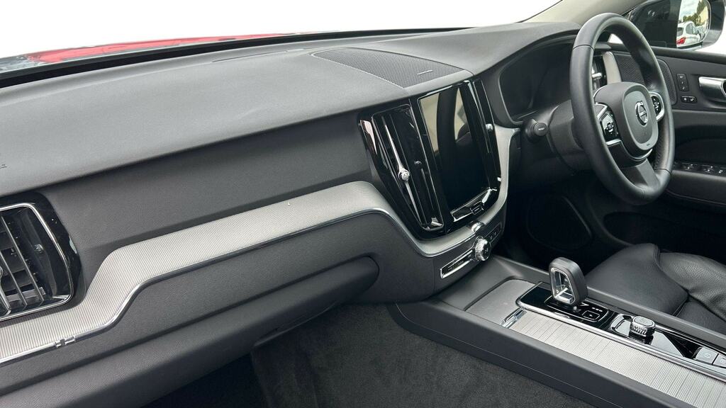 Volvo XC60 2.0 B5p Plus Dark Awd Geartronic GF23LHC Grey #4