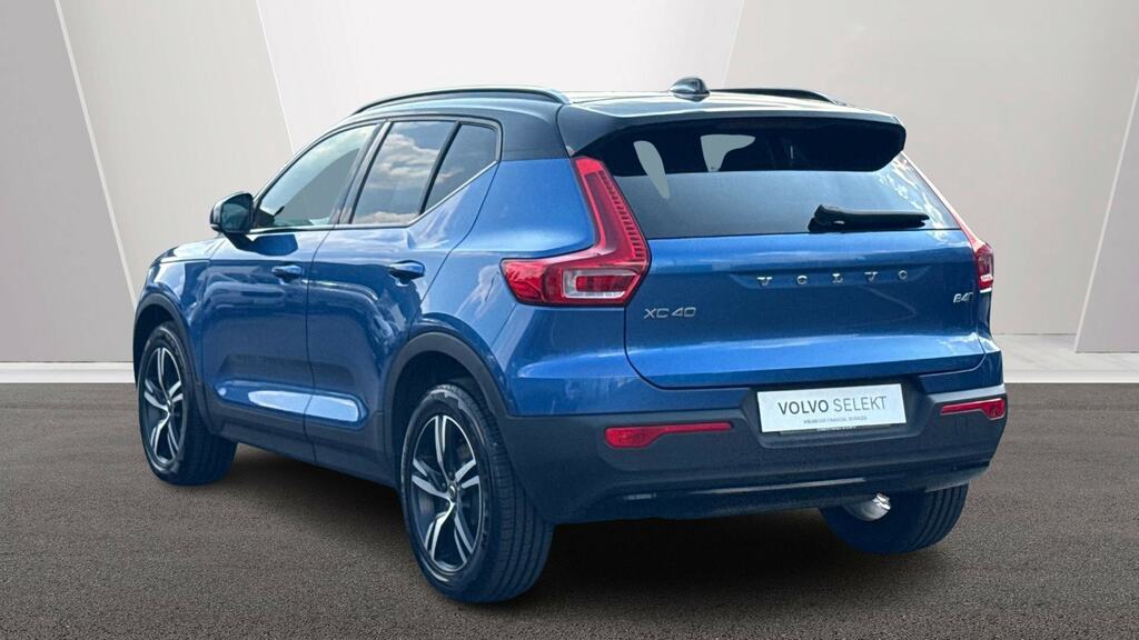 Volvo XC40 2.0 B4p R Design Awd RX21OGD Blue #2