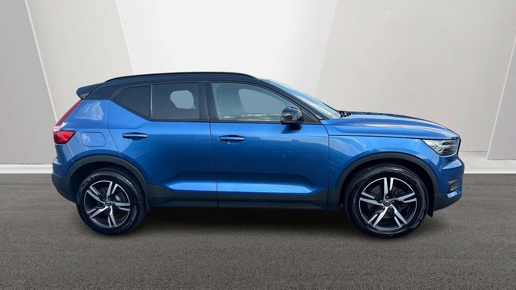 Volvo XC40 2.0 B4p R Design Awd RX21OGD Blue #3