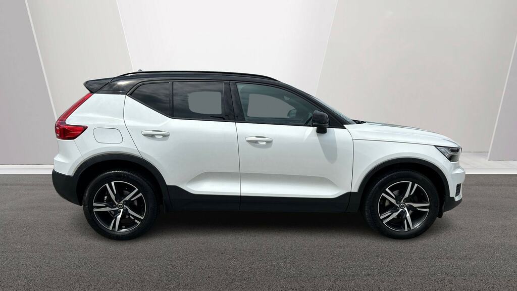 Volvo XC40 1.5 T3 163 R Design Geartronic DE22AOM White #3
