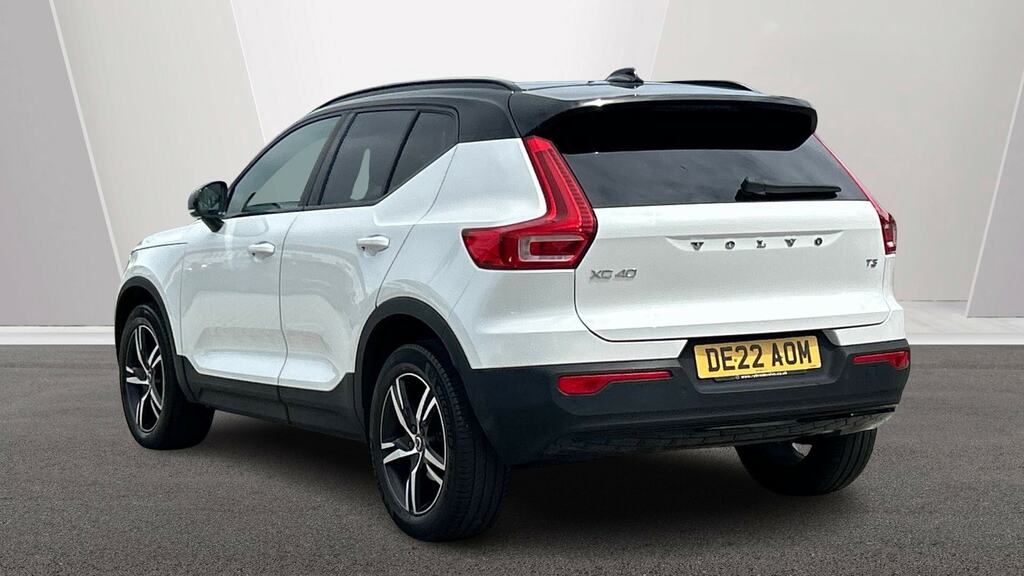 Volvo XC40 1.5 T3 163 R Design Geartronic DE22AOM White #2