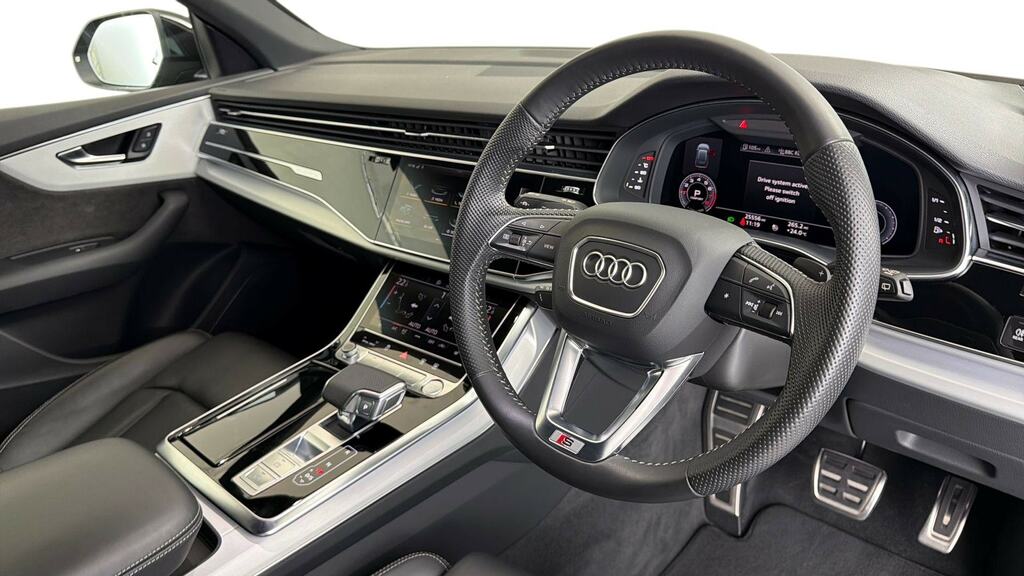 Audi Q8 55 Tfsi Quattro S Line Tiptronic Black #6