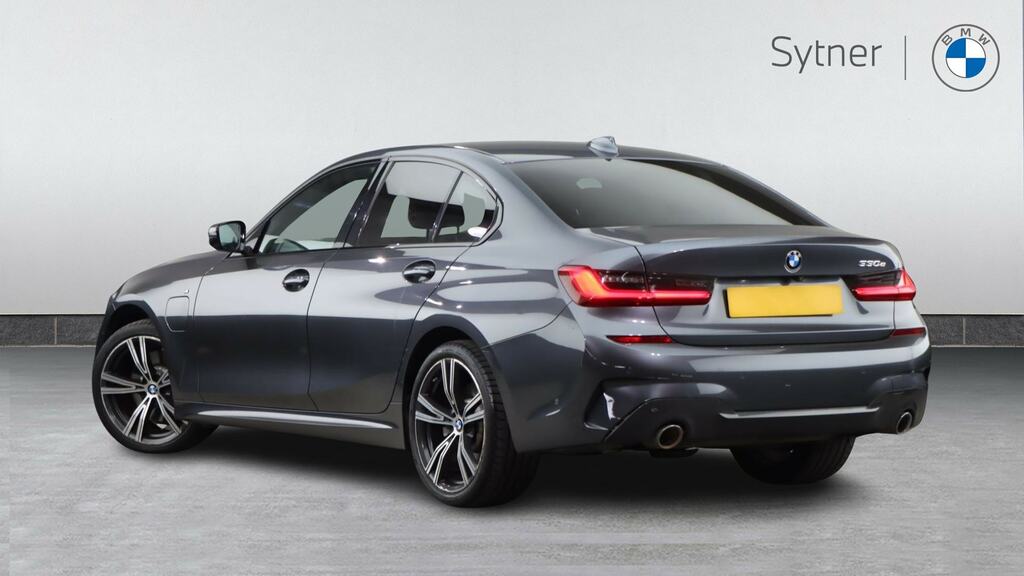 BMW 3 Series 330E M Sport FD69RYJ Grey #2