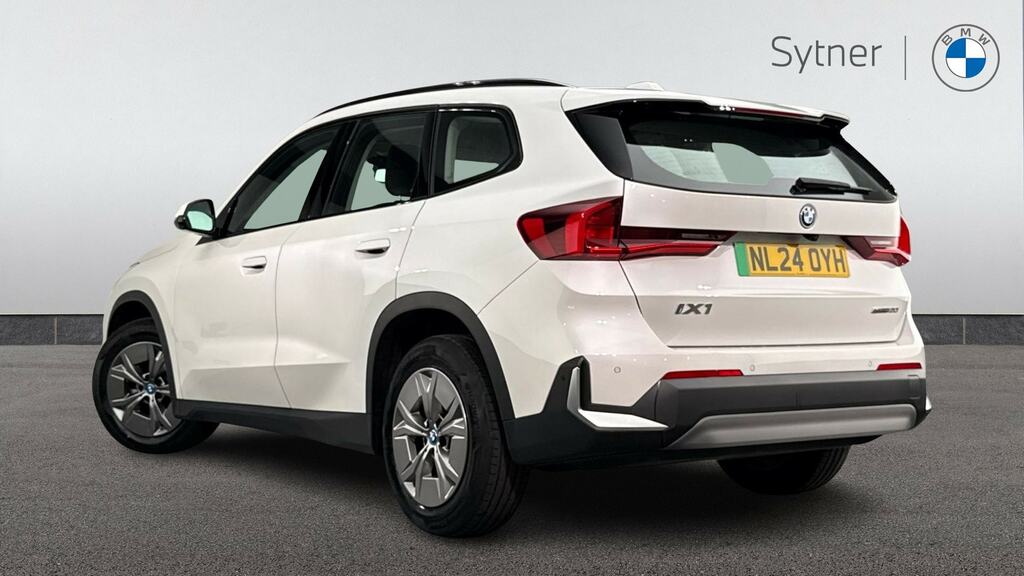 BMW iX1 150Kw Edrive20 Sport 65Kwh NL24OYH White #2