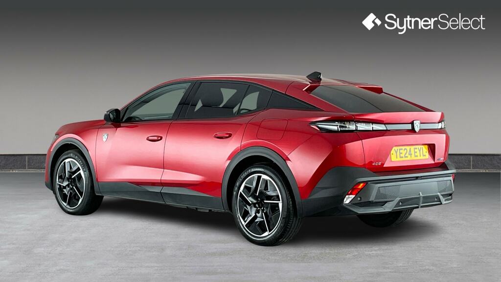 Peugeot 408 1.6 Plug-in Hybrid 225 Gt E-eat8 Red #2