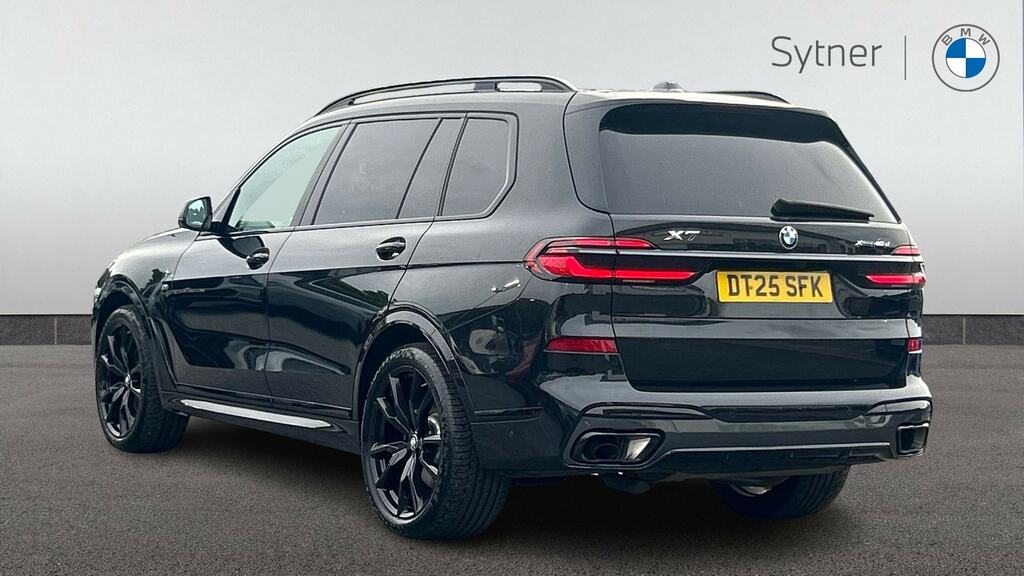 BMW X7 Xdrive40d Mht M Sport Step DT25SFK Black #2
