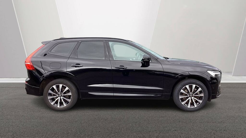 Volvo XC60 2.0 B5p Plus Dark Awd Geartronic RE73EKF Black #3