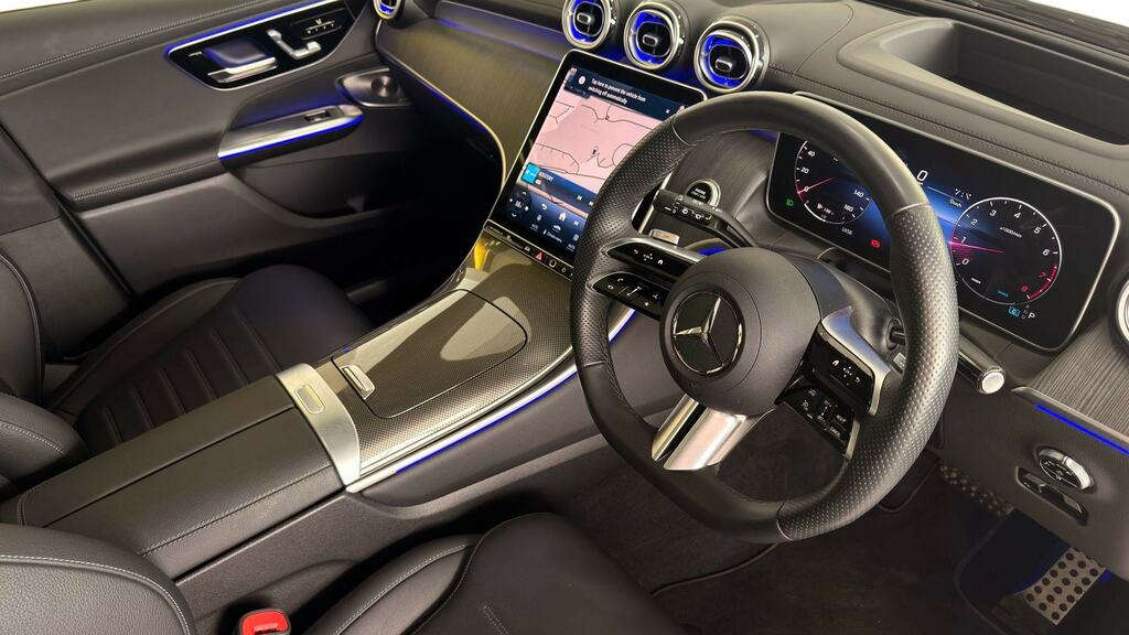 Mercedes-Benz GLC Class Glc 300 4Matic Amg Line Premium Plus 9G-tronic White #3