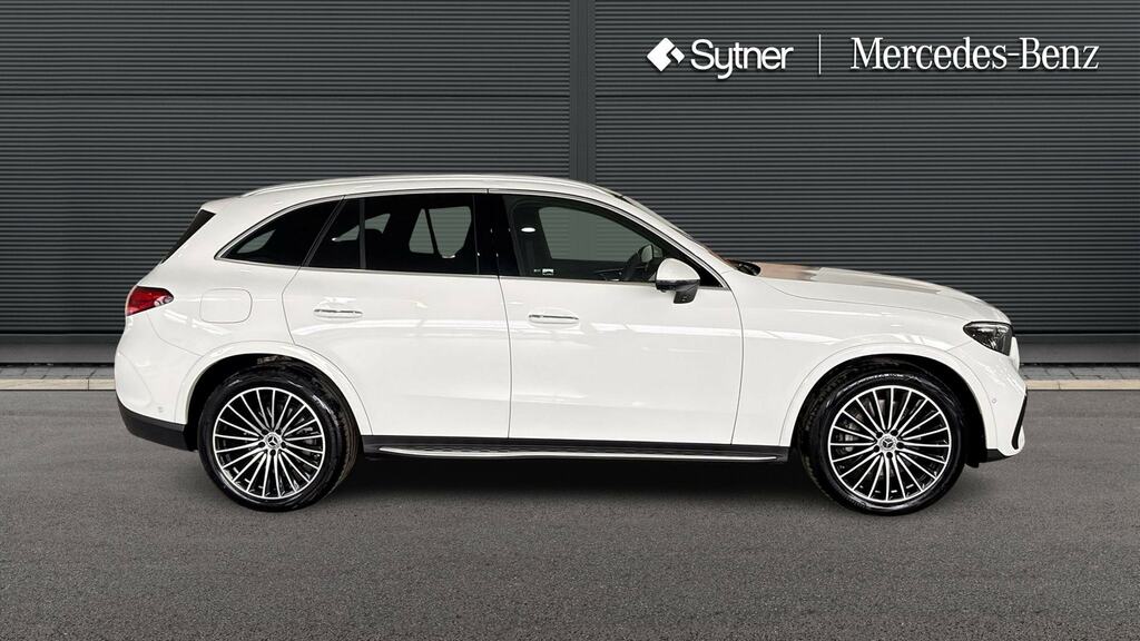Mercedes-Benz GLC Class Glc 300 4Matic Amg Line Premium Plus 9G-tronic White #4