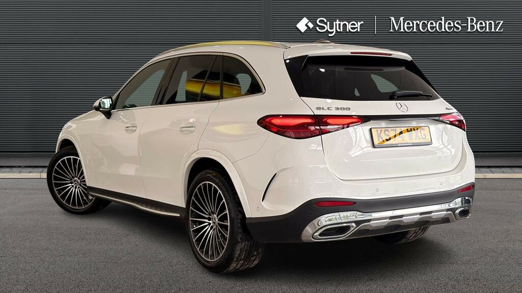 Mercedes-Benz GLC Class Glc 300 4Matic Amg Line Premium Plus 9G-tronic White #2