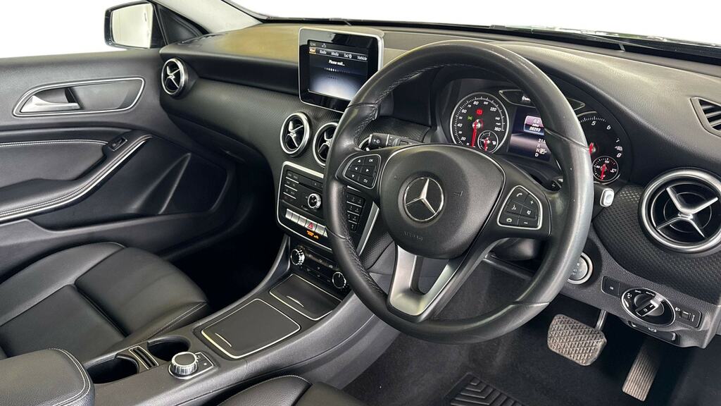 Mercedes-Benz A Class A180 Se Blue #3