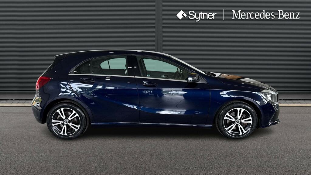 Mercedes-Benz A Class A180 Se Blue #4