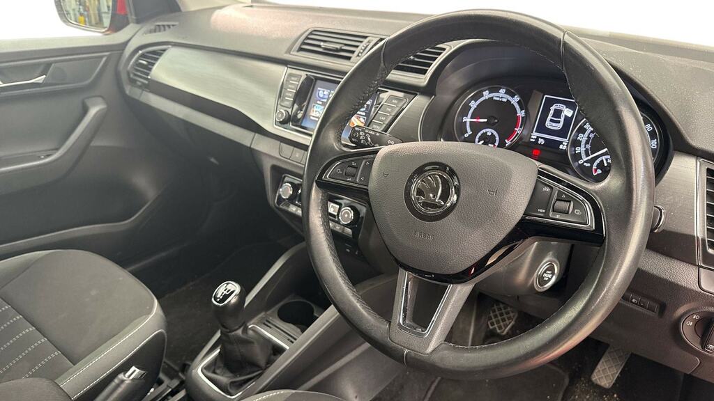 Skoda Fabia 1.0 Tsi Se L CY20CJU Red #6