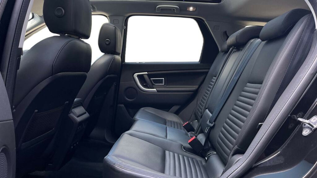 Land Rover Discovery Sport 2.0 Si4 240 Hse Luxury FM68RWV Black #4