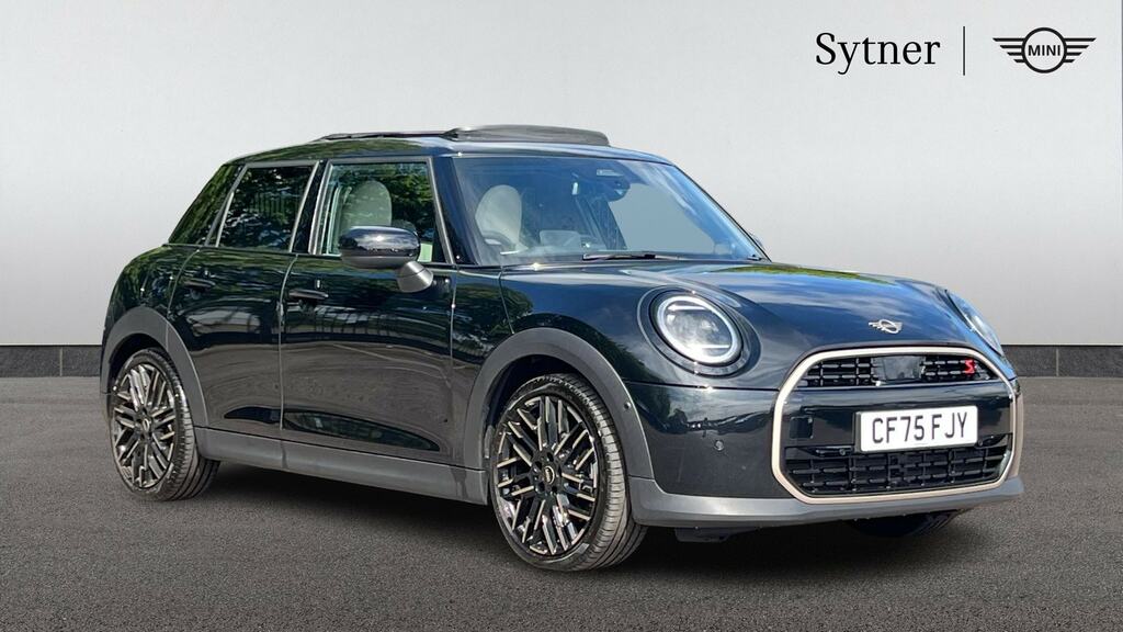 Mini Hatch 2.0 S Exclusive Level 2 Black