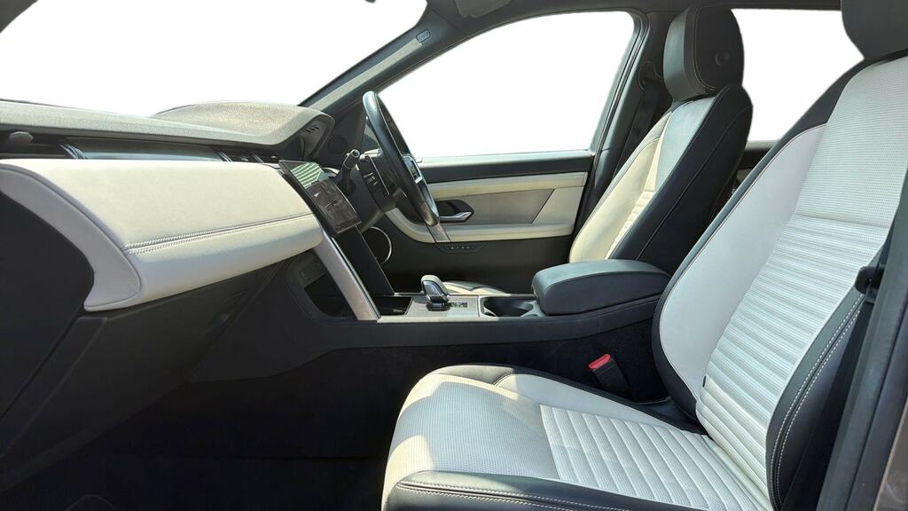 Land Rover Discovery Sport 2.0 D200 Dynamic Hse 7 Seat KR74XBF Silver #3