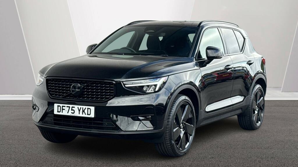 Volvo XC40 2.0 B4p Plus Black Edition DF75YKD Black #6