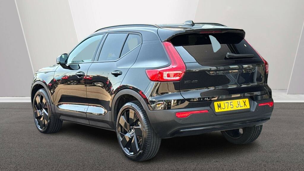 Volvo XC40 2.0 B3p Plus Black Edition MJ75JLX Black #2