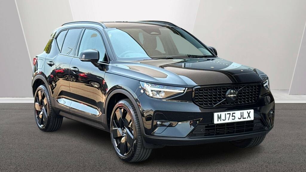 Volvo XC40 2.0 B3p Plus Black Edition Black