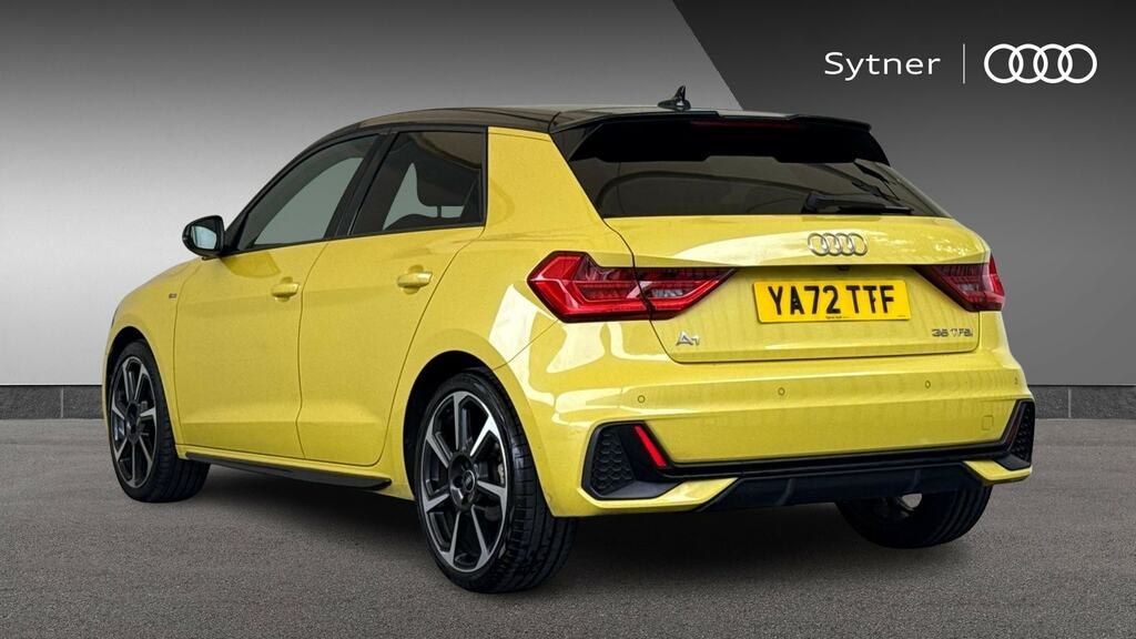 Audi A1 35 Tfsi Black Edition S Tronic YA72TTF Yellow #3