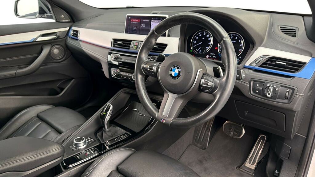 BMW X2 M35i Step White #6