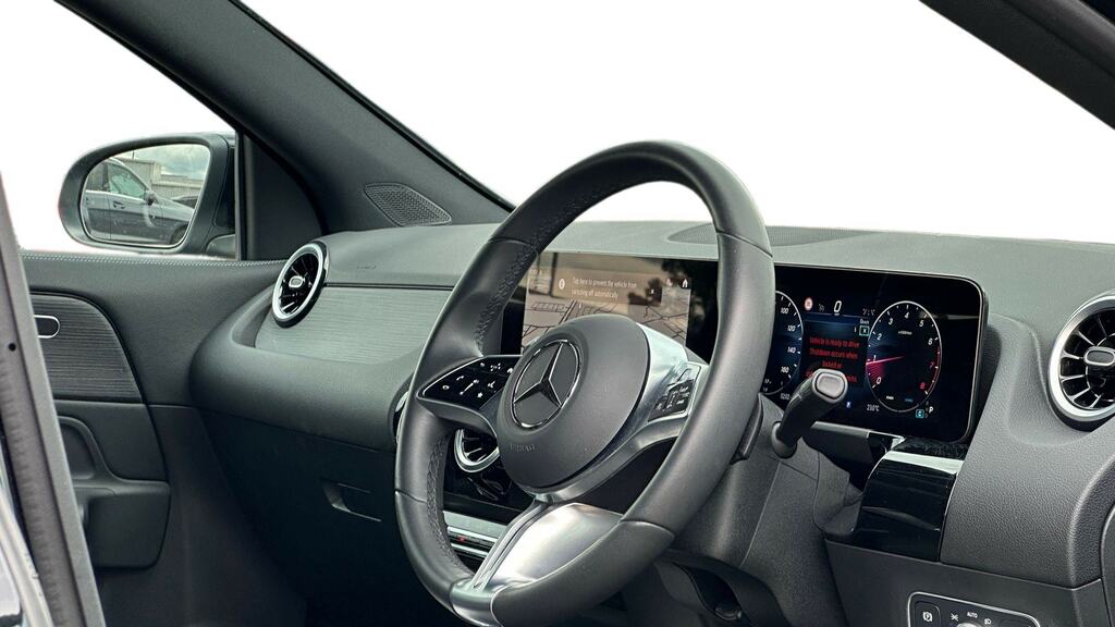 Mercedes-Benz GLA Class Gla 180 Sport Edition NX24MWW Black #3