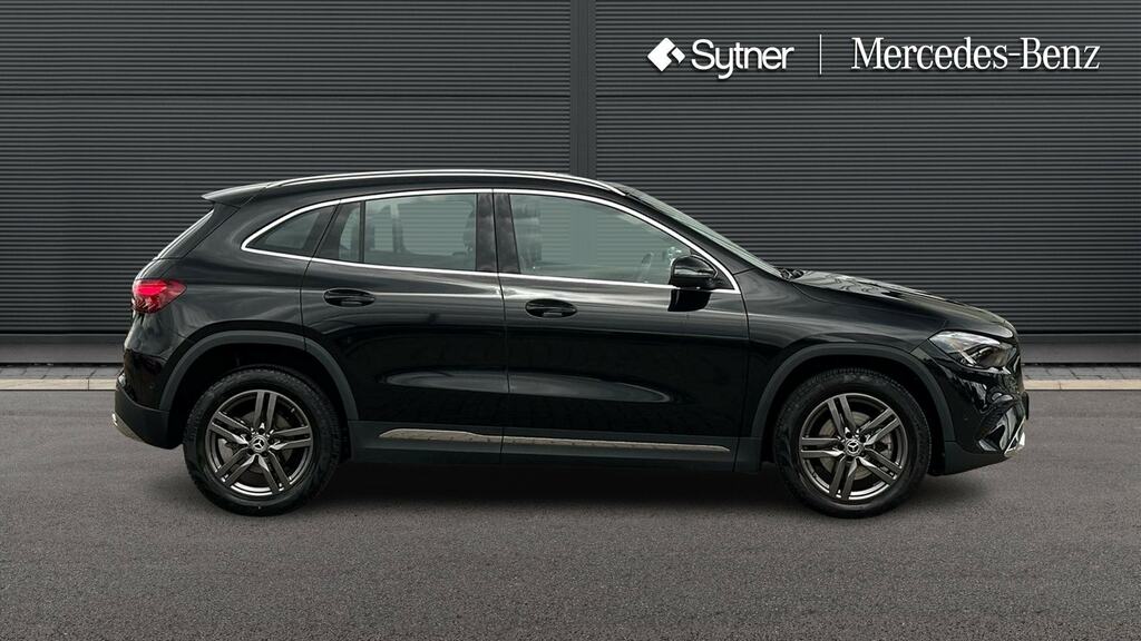 Mercedes-Benz GLA Class Gla 180 Sport Edition NX24MWW Black #4