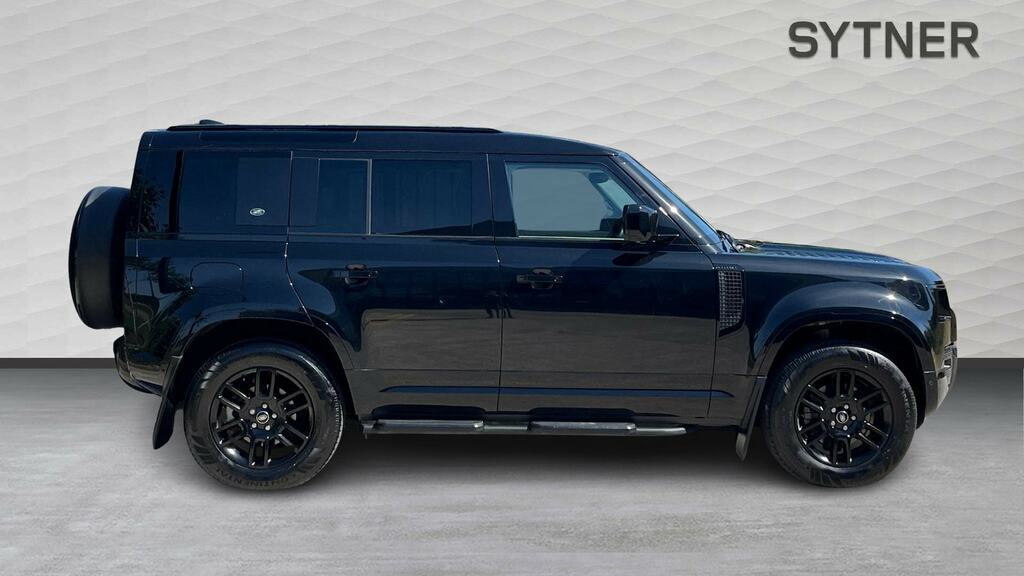 Land Rover Defender 110 2.0 P300 X-dynamic Se 110 Black #5