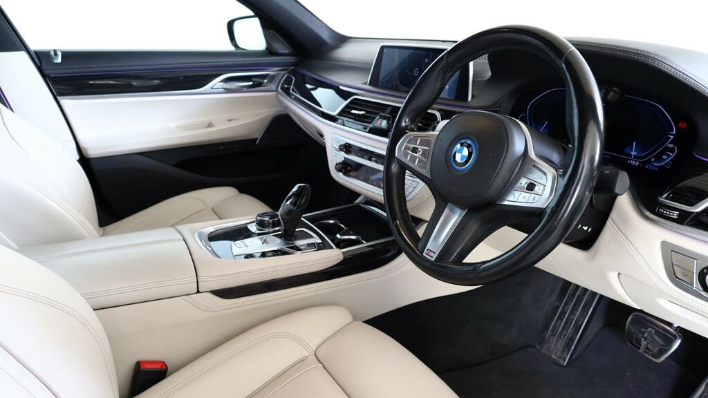 BMW 7 Series 745E M Sport Purple #6