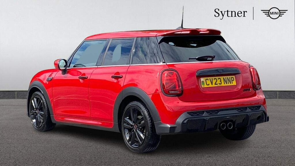 Mini Hatch 2.0 Cooper S Sport Premium Plus CV23NNP Red #2