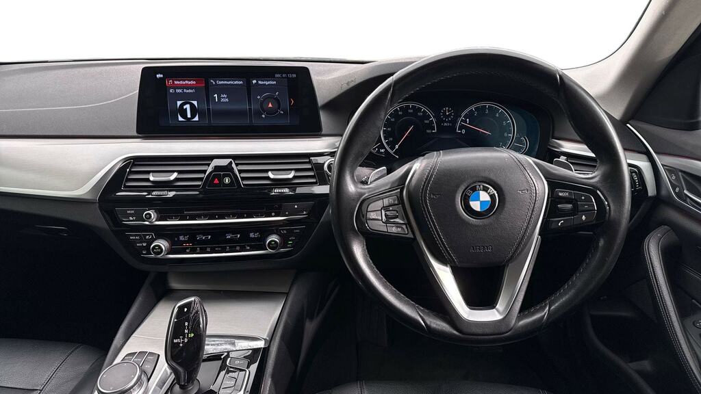 BMW 5 Series 540I Xdrive Se YA17UZK Grey #5