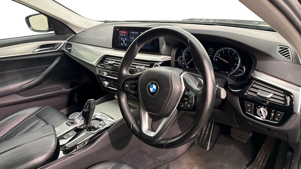 BMW 5 Series 540I Xdrive Se YA17UZK Grey #6