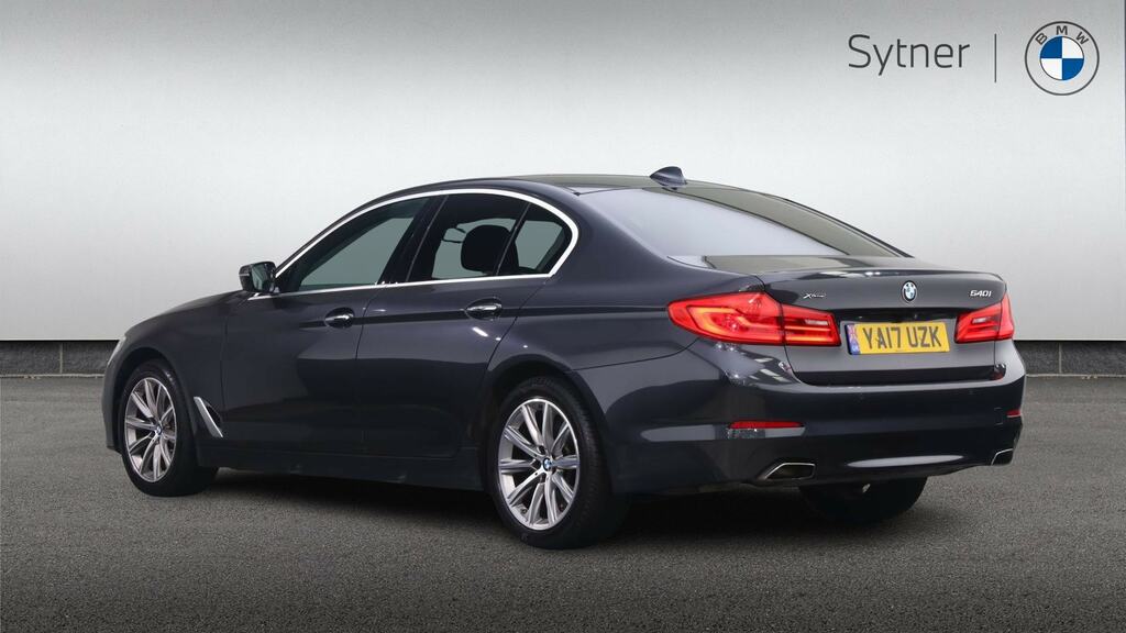 BMW 5 Series 540I Xdrive Se YA17UZK Grey #2