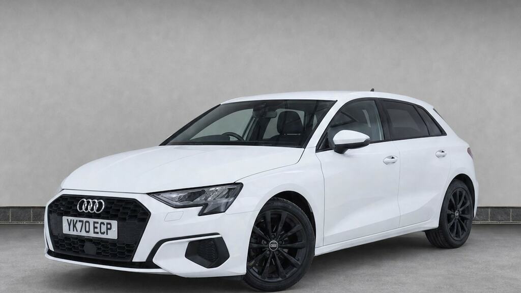 Audi A3 30 Tfsi Technik YK70ECP White #2