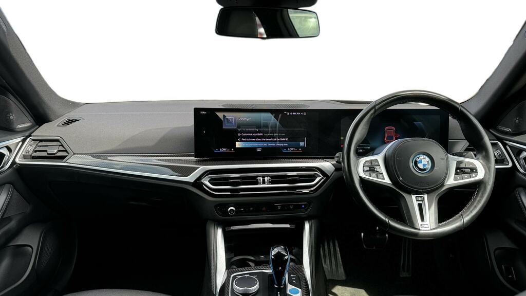 BMW i4 Hatchback 40 83.9Kwh M Sport Gran Coupe Edriv Blue #4