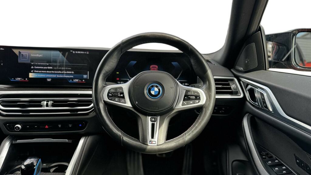 BMW i4 Hatchback 40 83.9Kwh M Sport Gran Coupe Edriv Blue #5