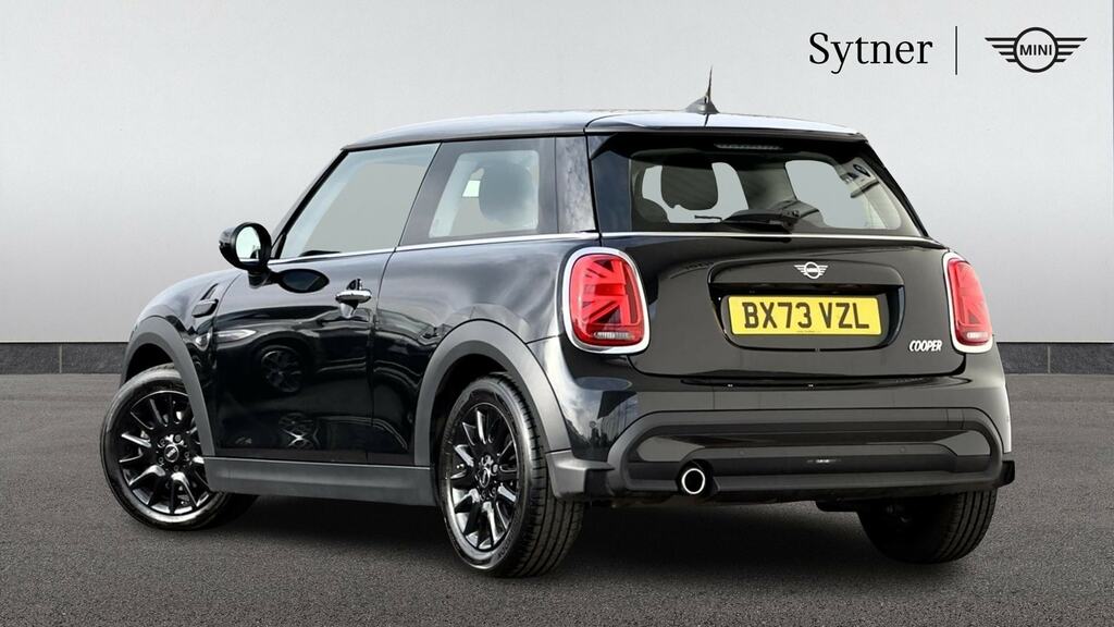 Mini Hatch 1.5 Cooper Classic BX73VZL Black #2