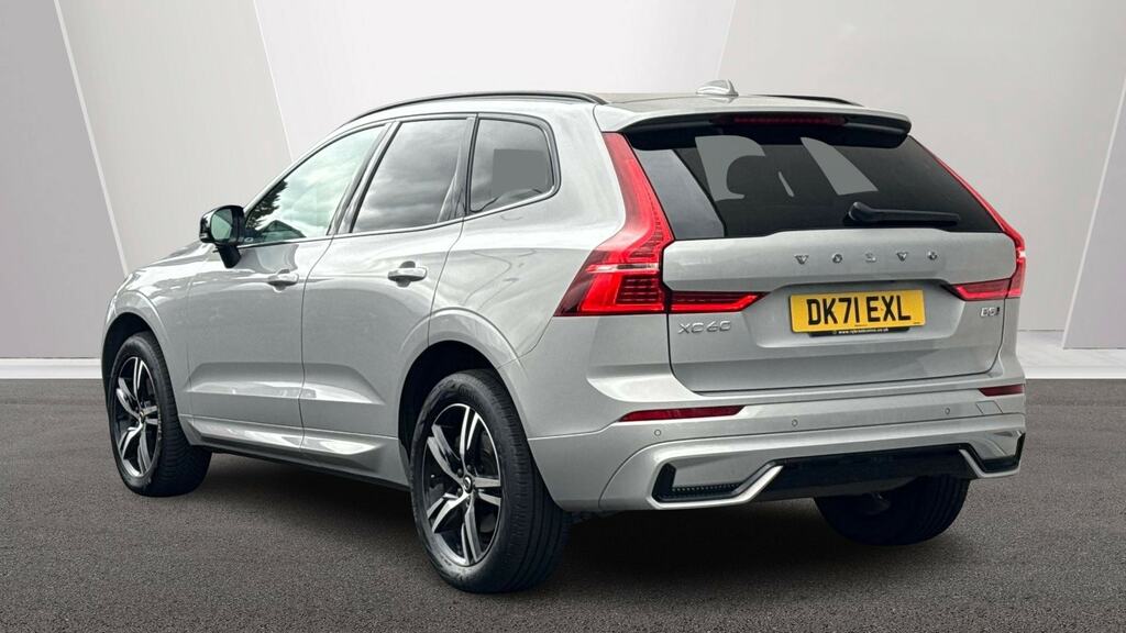 Volvo XC60 2.0 B5p R Design Awd Geartronic Silver #2