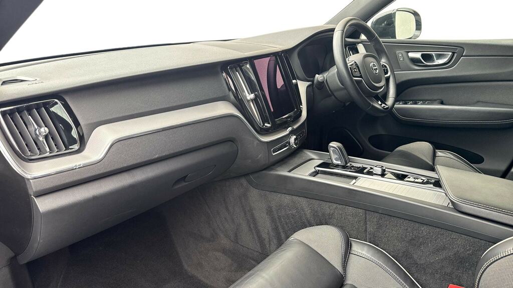 Volvo XC60 2.0 B5p R Design Awd Geartronic Silver #4