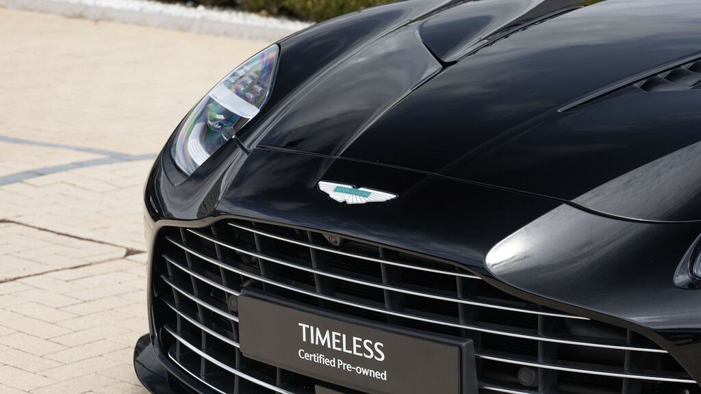 Aston Martin Vanquish Volante Black #45
