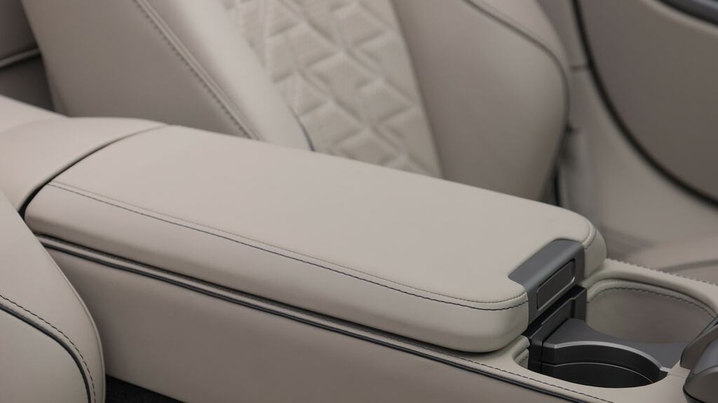 Aston Martin Vanquish Volante Black #67