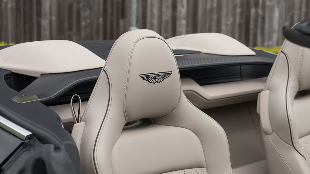 Aston Martin Vanquish Volante Black #7