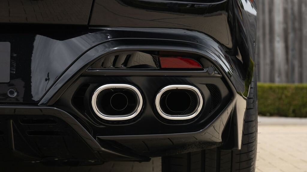 Aston Martin Vanquish Volante Black #36