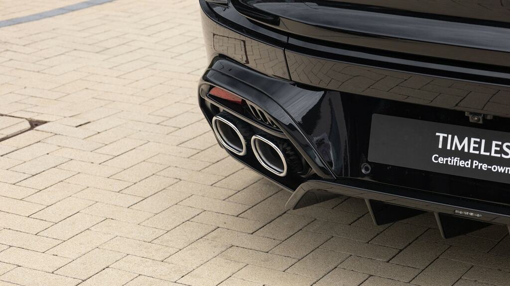 Aston Martin Vanquish Volante Black #32