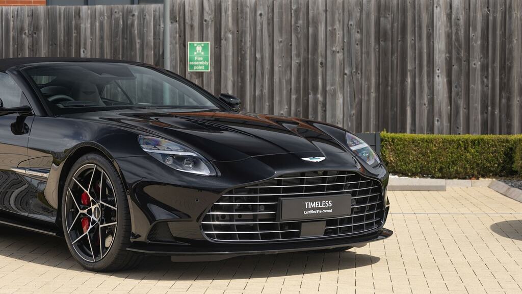 Aston Martin Vanquish Volante Black #25