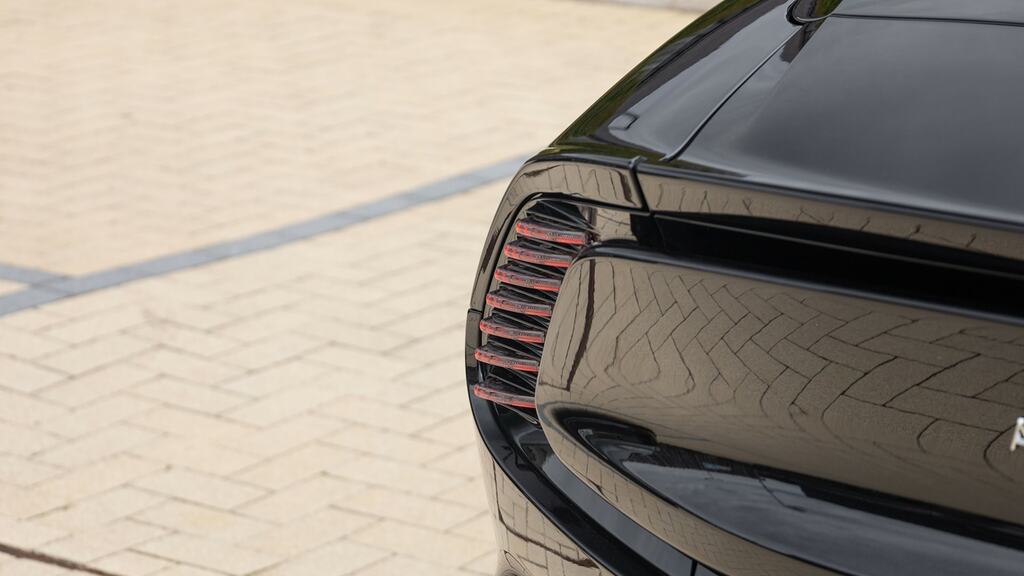 Aston Martin Vanquish Volante Black #33