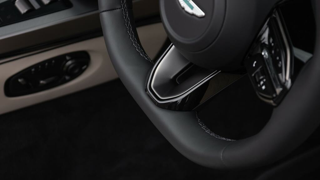 Aston Martin Vanquish Volante Black #51