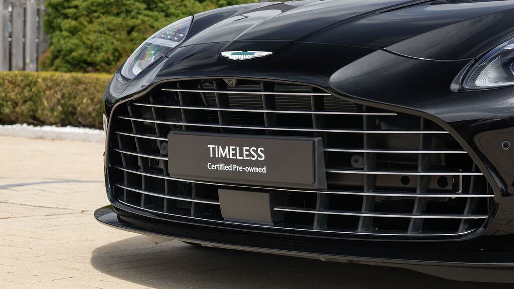 Aston Martin Vanquish Volante Black #44