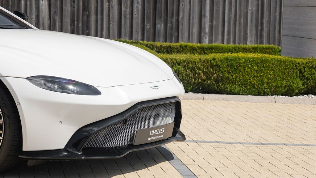 Aston Martin V8 Zf 8 Speed Silver #22